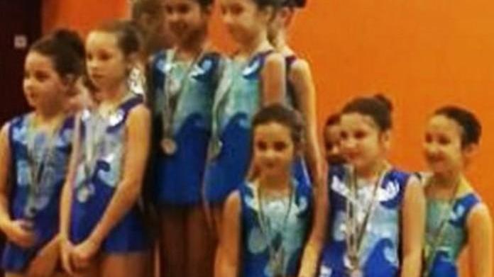 Le ragazze della Solaris super nella ritmica