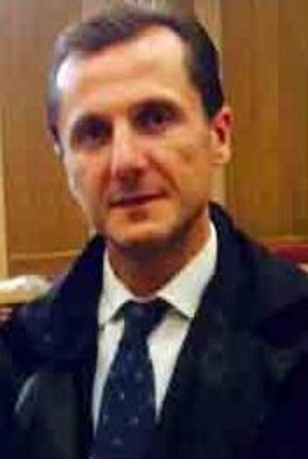 Resta dentro il marito geloso e violento 