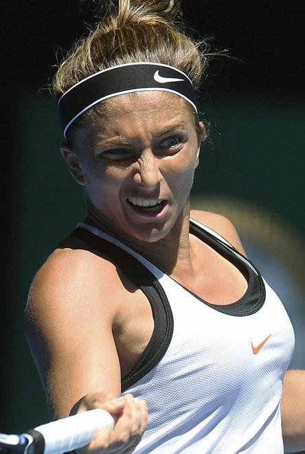 Super Schiavone ma Sara Errani cede alla Ramkova 