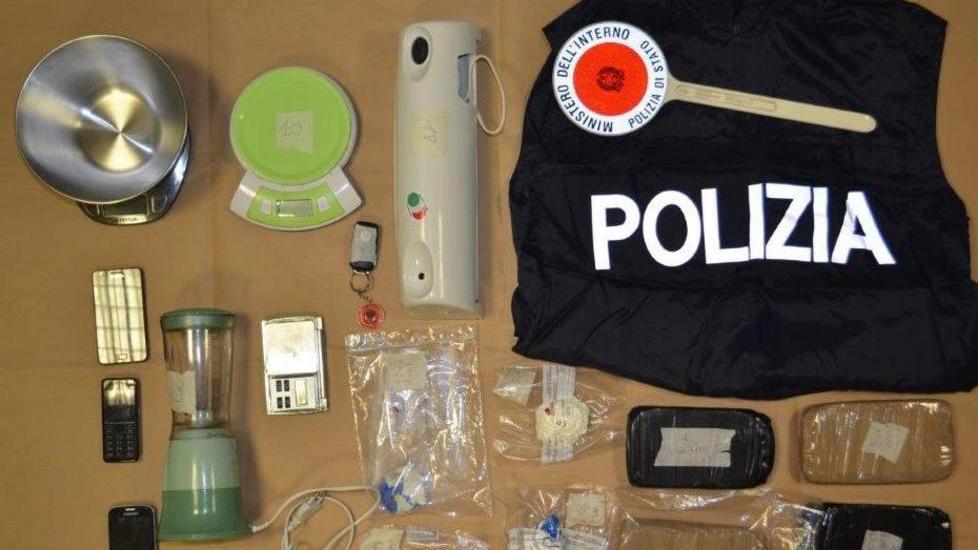 Sfrecciava in tangenziale con mezzo chilo d’eroina