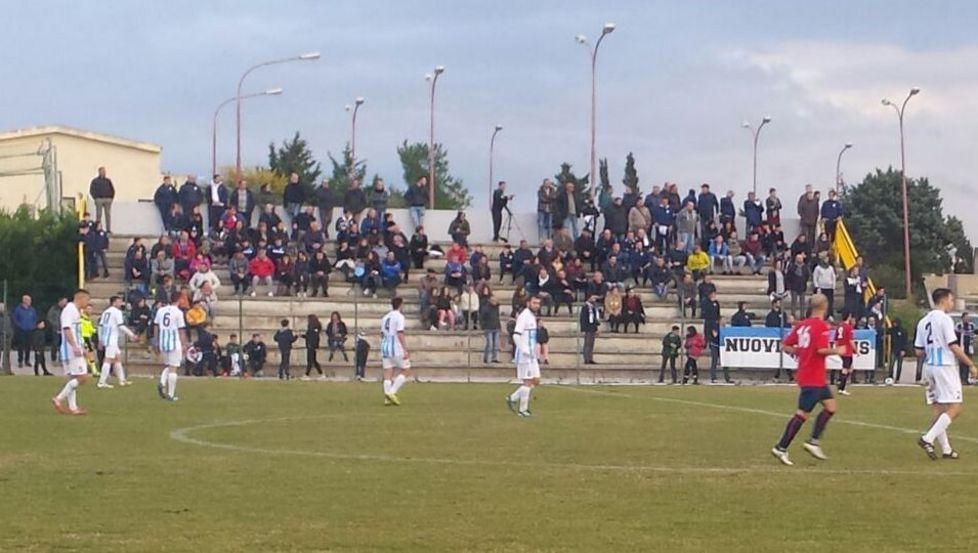 Sassari, l’ateneo tifa per la Torres e le offre il campo del Cus 