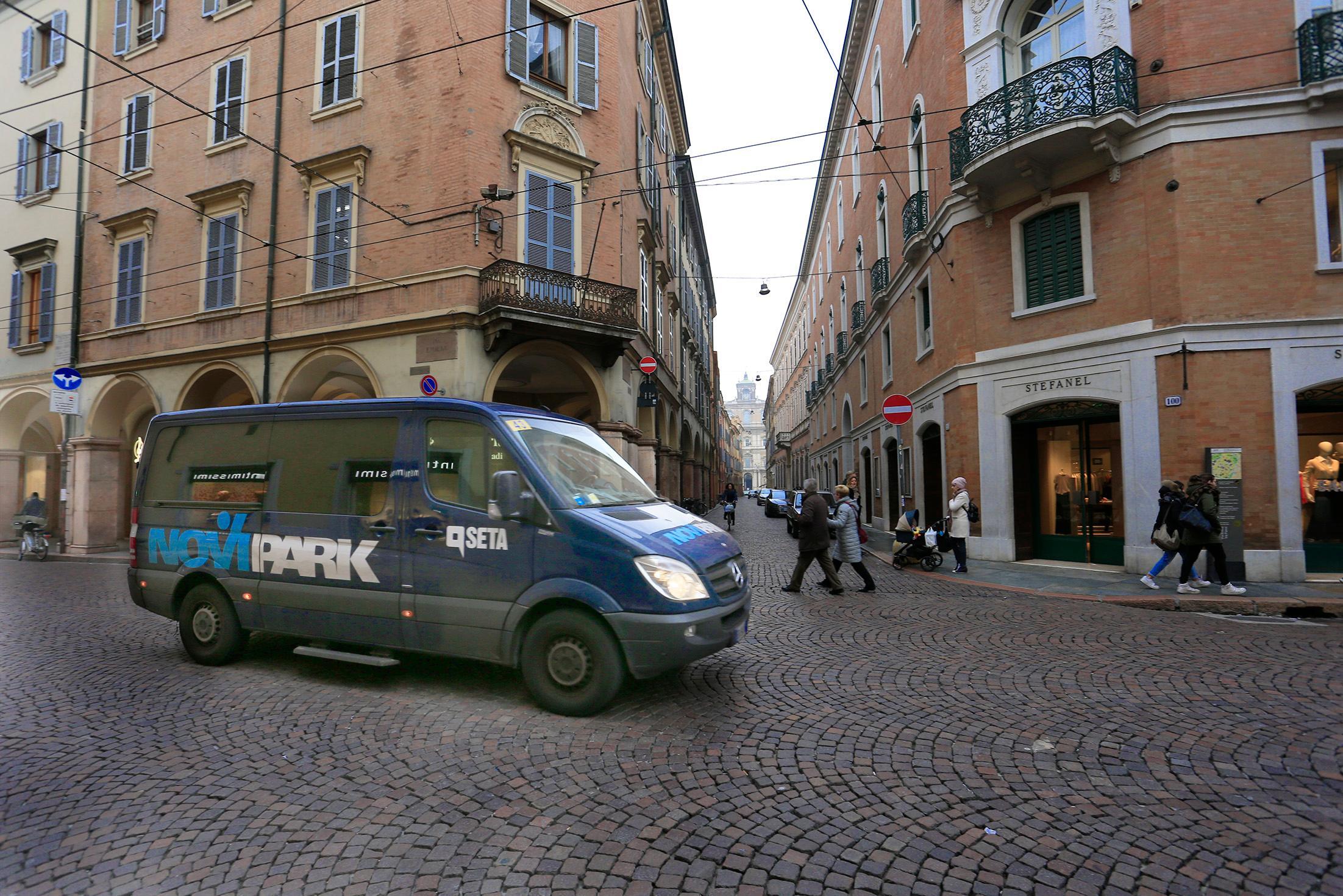 Navetta Novi Park, servizio fantasma a Modena