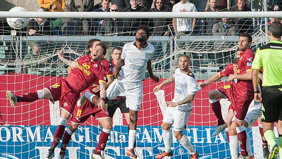 L’Olbia affonda a Livorno, è il terzo ko