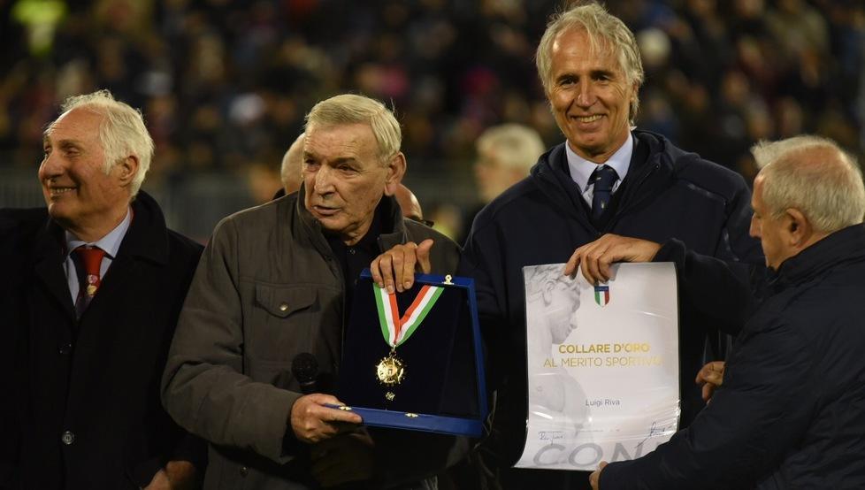 Riva forever, e il bomber si commuove 