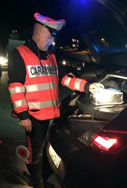 In casa hashish e marijuana, arrestato