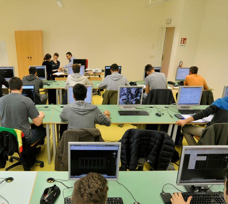 Gli studenti e l'Italiano "Asini per legge": alle radici dell’ignoranza 