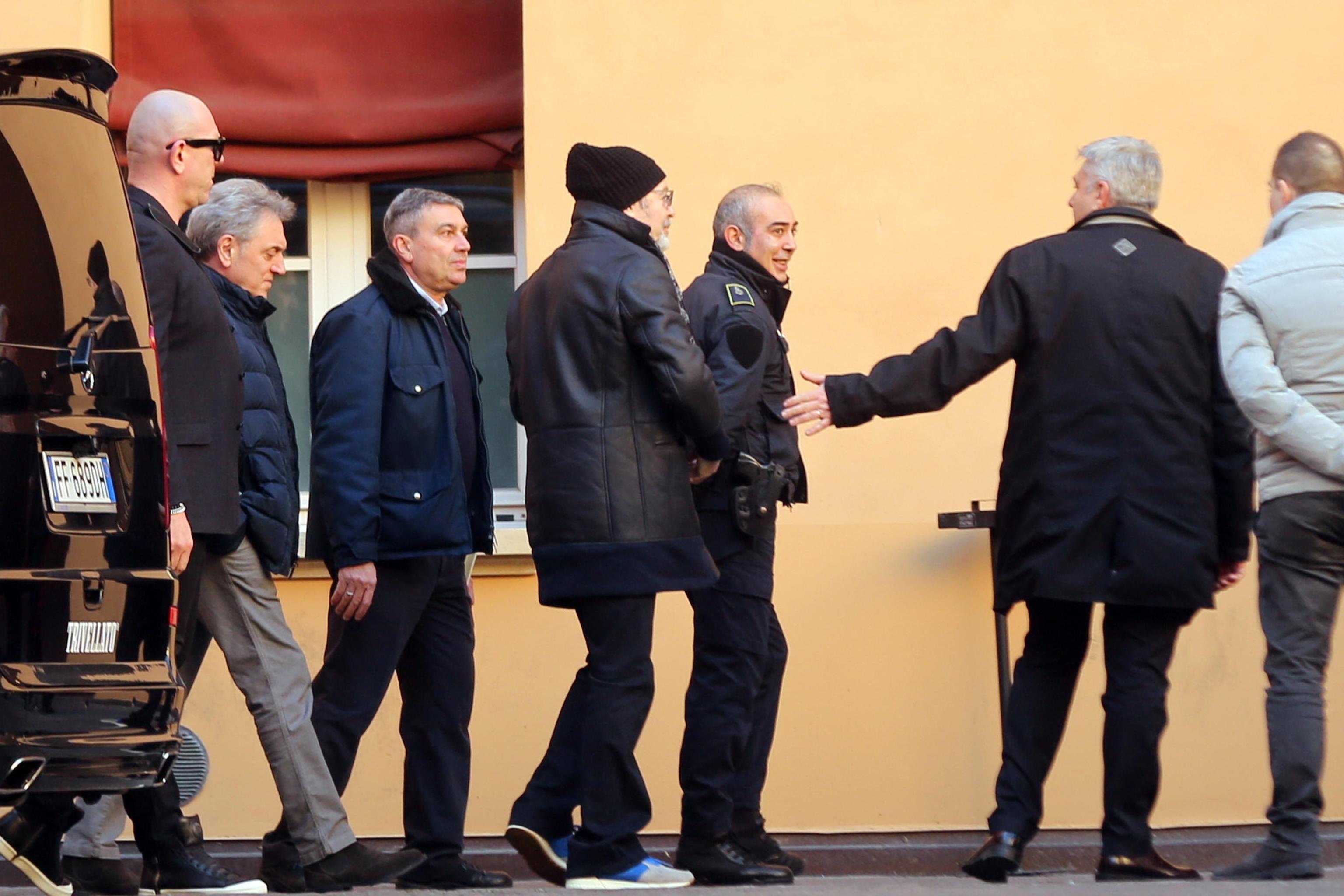 Vasco Rossi arriva scortato in tribunale a Bologna