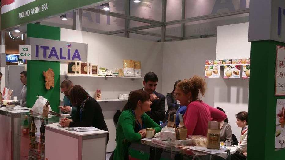 Mosca sedotta dalla cucina sarda