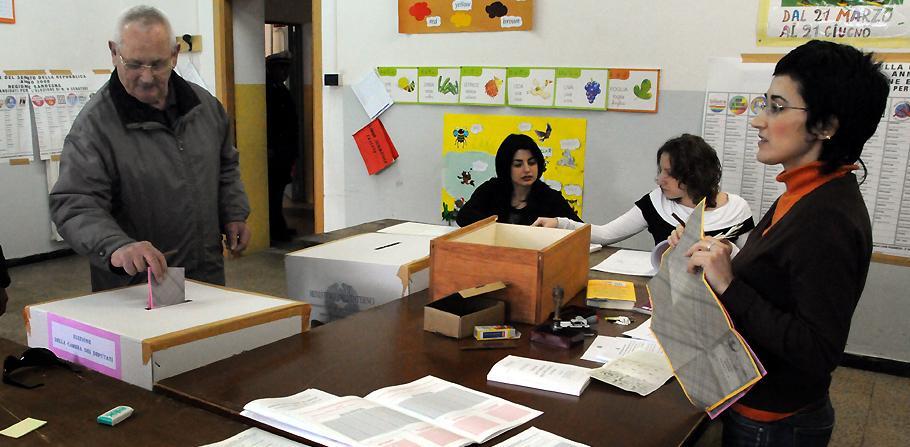 Comunali, colpo di scena il centro guarda a sinistra 
