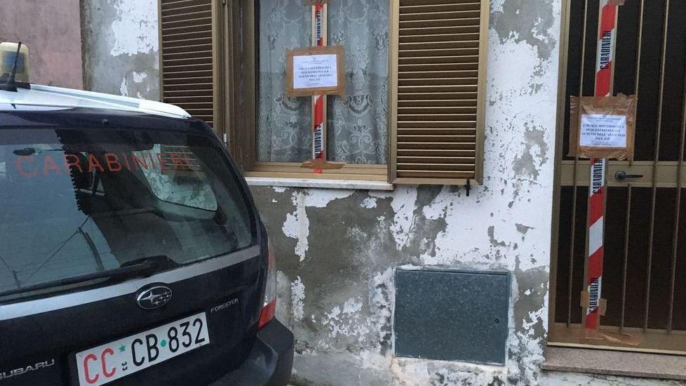 Donna di novant’anni cade dalle scale e muore