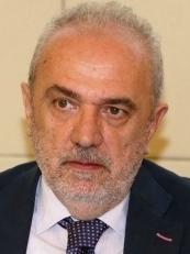 Scontro Bini-Delmonte sui 4 migranti in arrivo