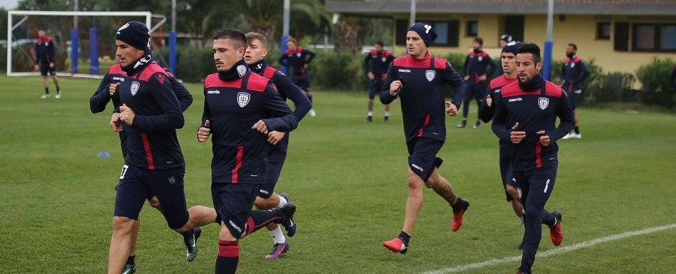 Si rivede il Cagliari Rastelli può sorridere 