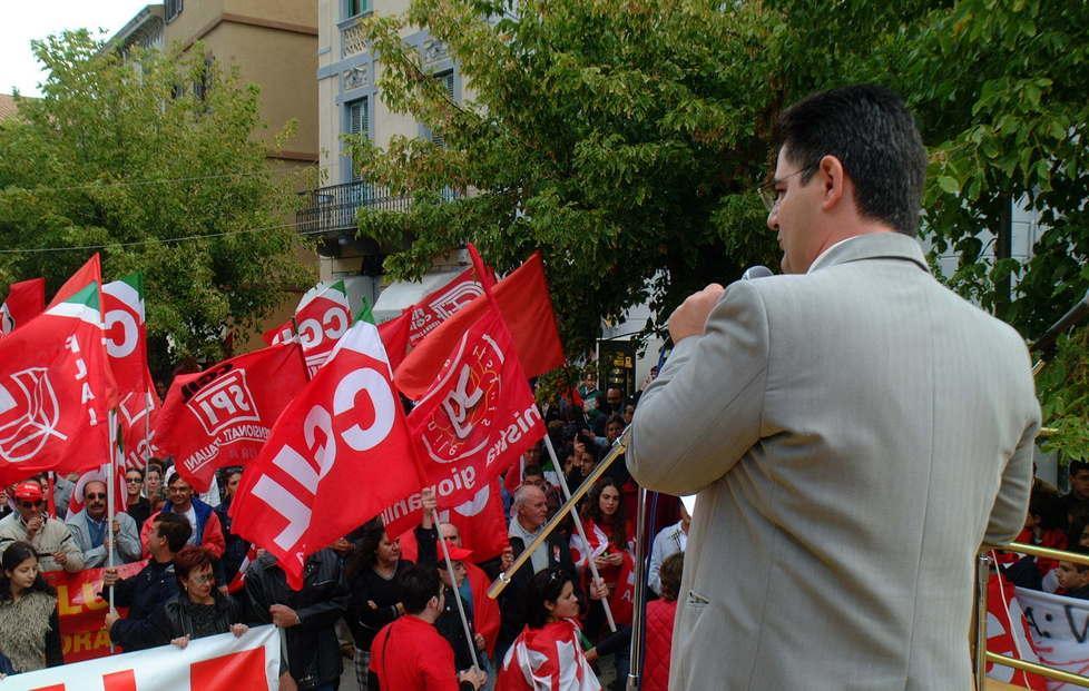 A testa bassa contro gli odiati voucher 