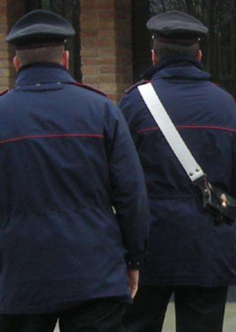 Denuncia due volte il furto degli stessi oggetti preziosi 