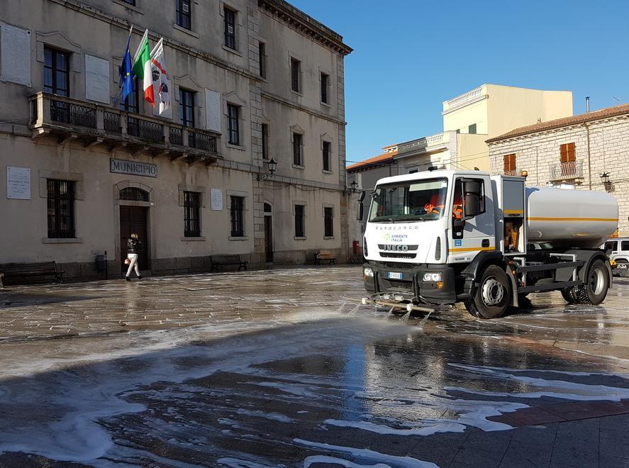 Il centro storico è finalmente pulito 