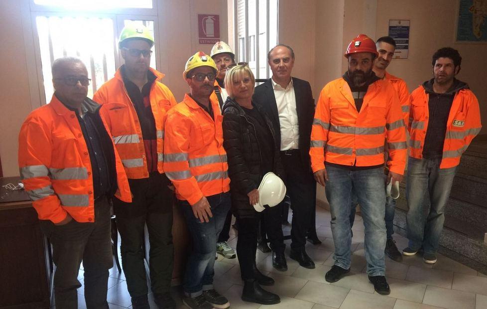 Mario Bruno ai minatori: «Presto un consiglio regionale a Olmedo» 