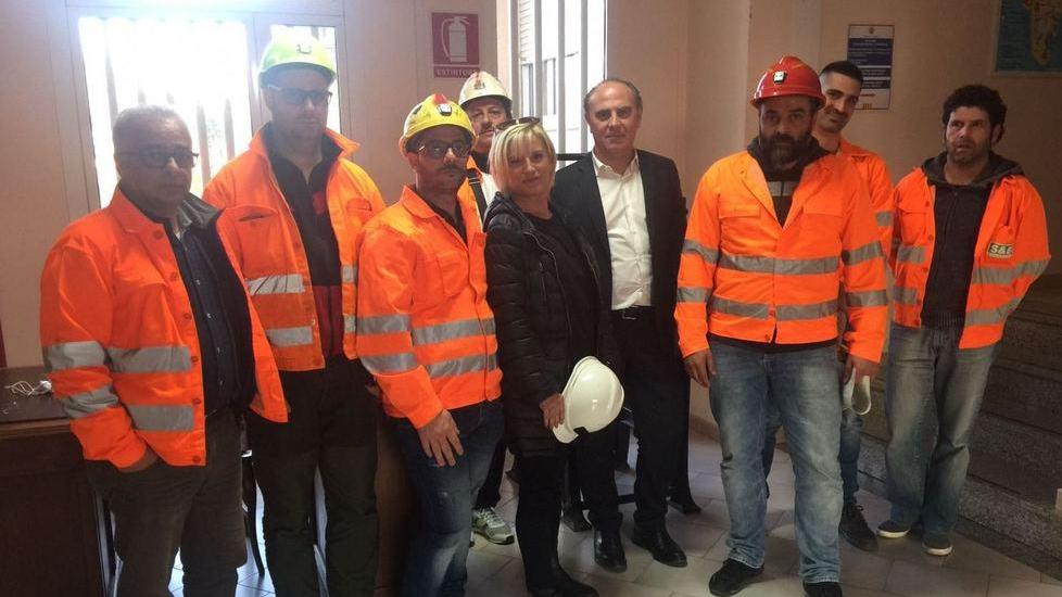 Mario Bruno ai minatori: «Presto un consiglio regionale a Olmedo» 