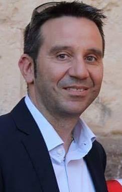 Il Pd: «I vecchi nelle civiche mascherate» 