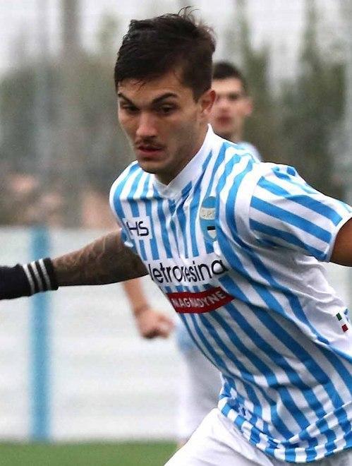 Due gol di Strefezza, Thiam salva: Spal corsara a Verona