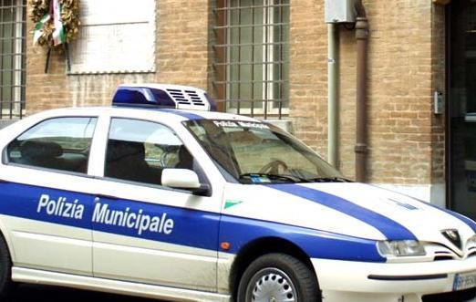 Spilamberto, i vigili sequestrano decine di chili di carne 