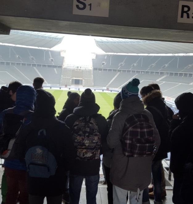 Allo stadio olimpico simbolo sportivo del regime nazista 