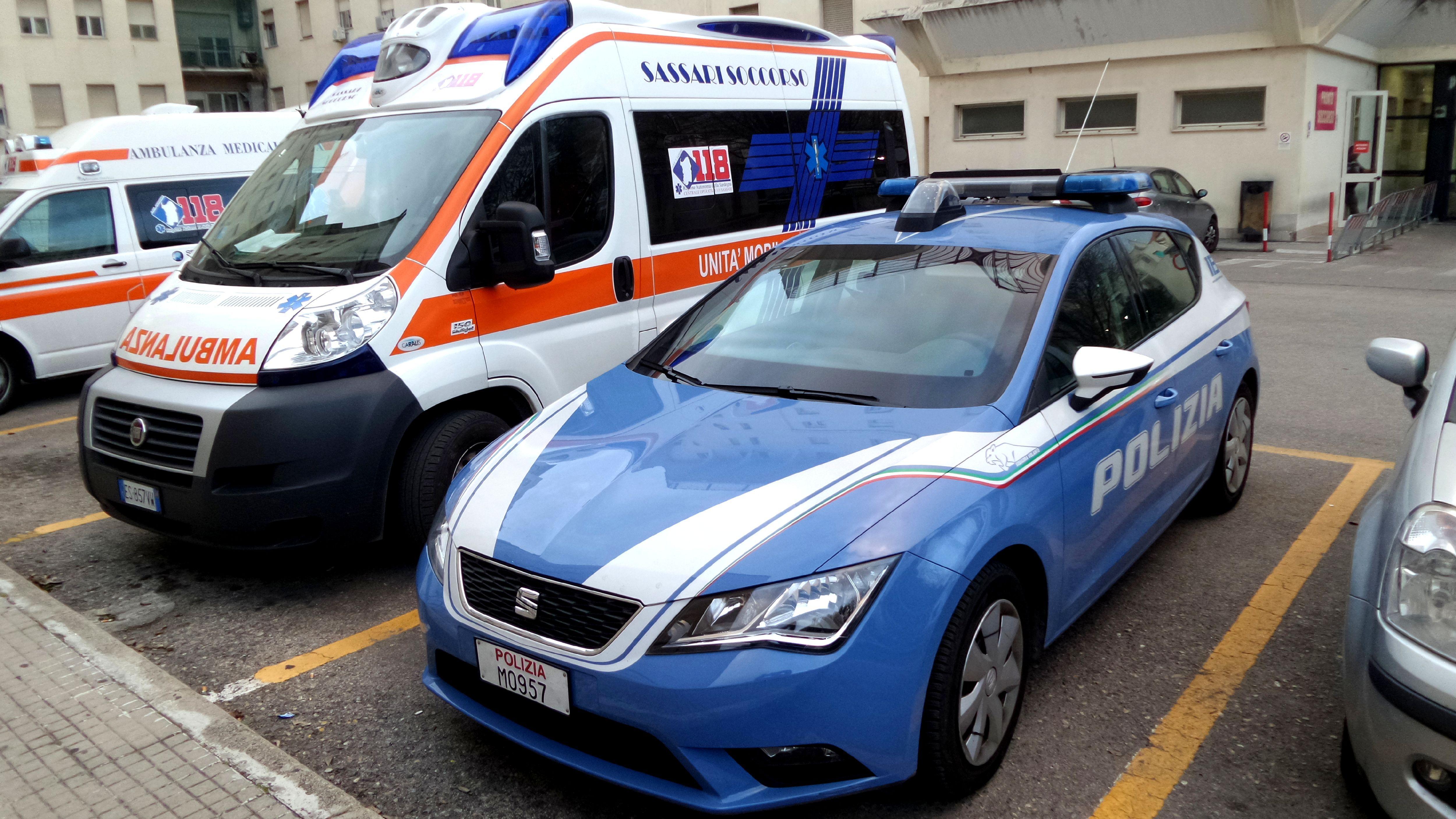 Sassari, tenta di uccidere la moglie a martellate: lei è gravissima 