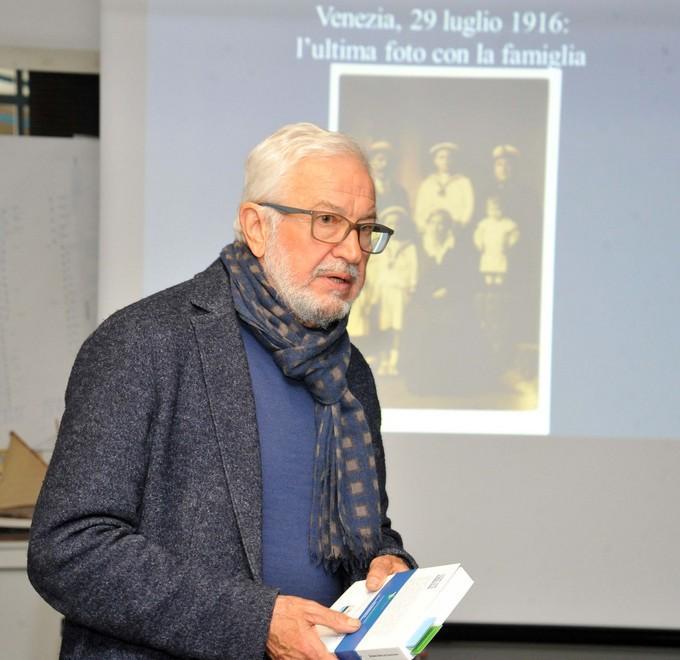 Ideali e sogni nel libro su Sauro 
