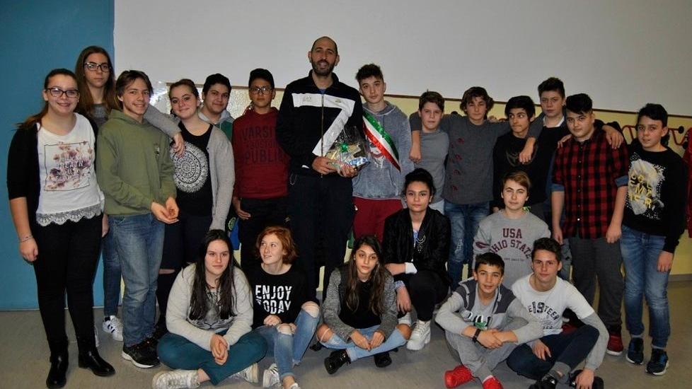 Luca Lunghi a scuola per raccontare la sua Paralimpiade