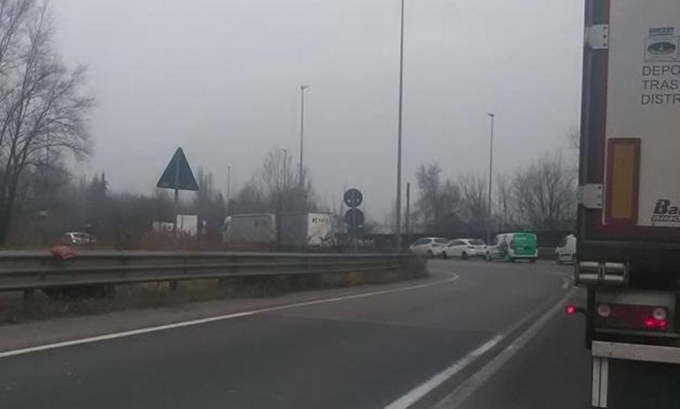 Un incidente manda il traffico in tilt