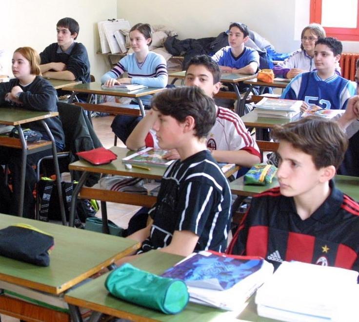Modena. Scuole medie, iscrizioni da riesaminare 