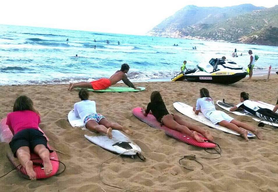 Sassari, giù le mani da Porto Ferro: 1000 firme in appena 24 ore