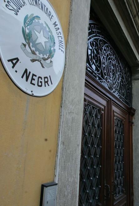 Petizione dei genitori per salvare la scuola Ada Negri