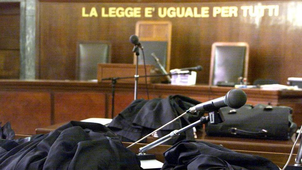 Sciopero ad oltranza dei giudici onorari