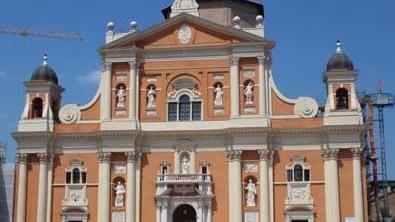 Bassa modenese e ricostruzione: Inagibili due chiese su tre «E ci servono 400 milioni»