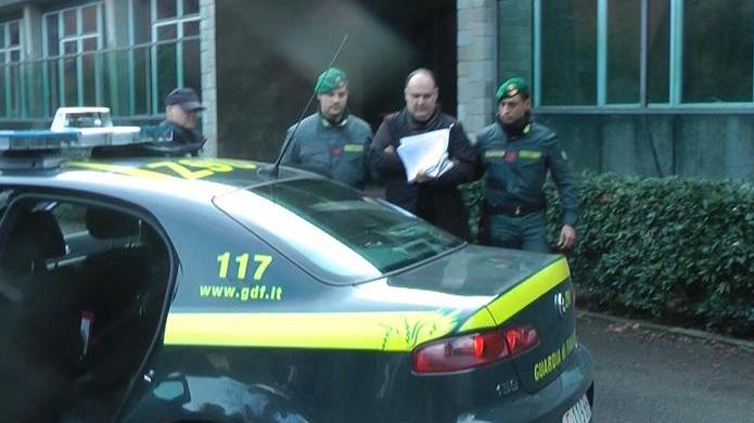 ’Ndrangheta, la guerra di Tizian è anche la nostra