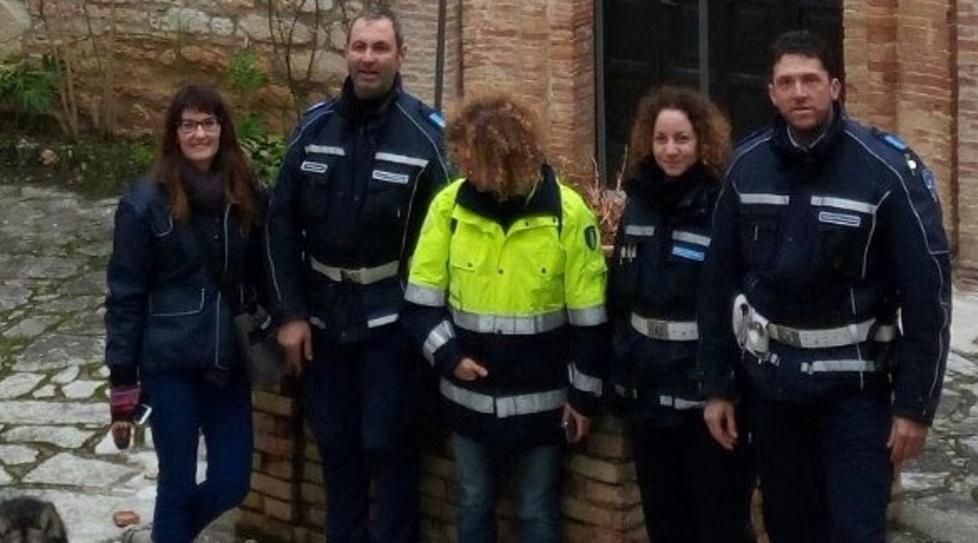 Tecnico del Comune di Frassinoro soccorre i terremotati