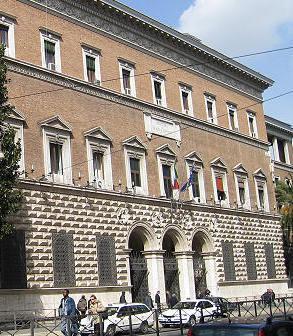 Il Ministero? Un muro di silenzio 