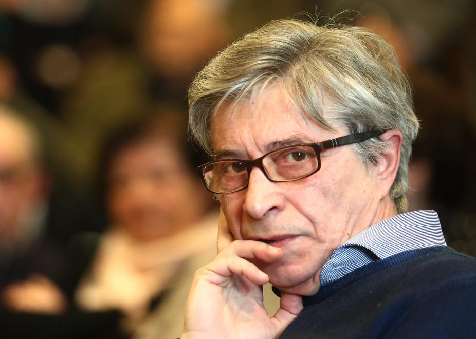 Vasco Errani, l’addio commosso dal Pd: «Sì alla nuova avventura» 