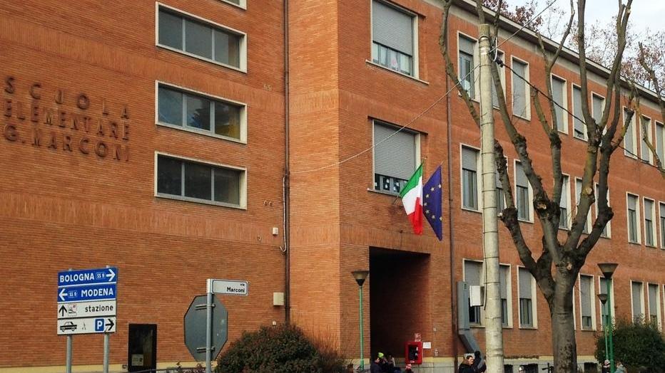Altri lavori alle Marconi Si rifanno gli spogliatoi