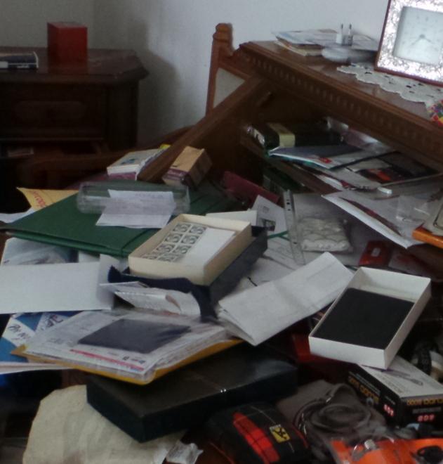 Vede la razzia in casa sua e viene colta da malore 