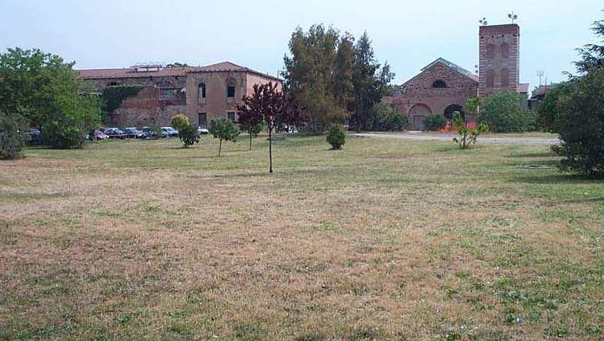 Piazza davanti alla Leopolda I lavori forse tra qualche anno 