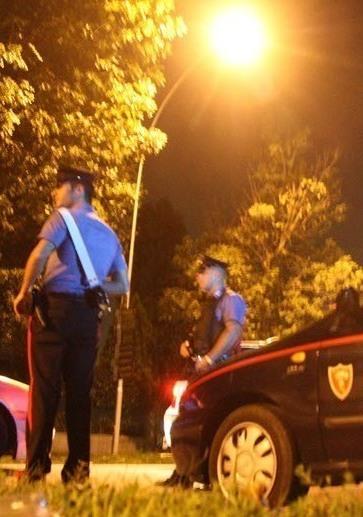 Una pistola al volto e i rapinatori svuotano la cassaforte 