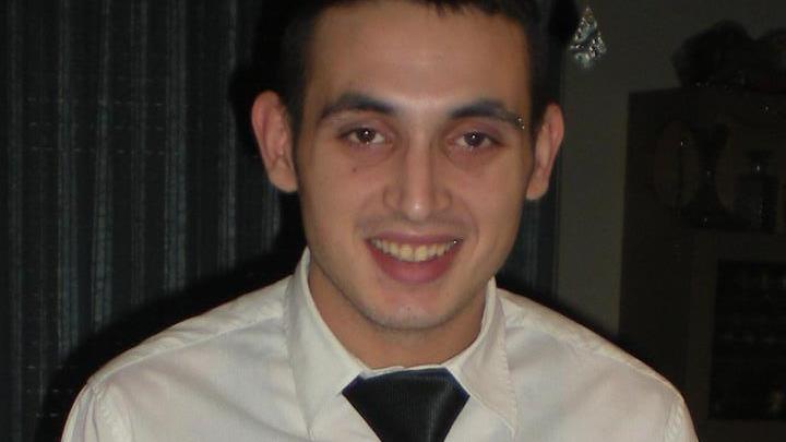 Una foto di David Taddei il 28enne trovato morto nella casa dove viveva col padre