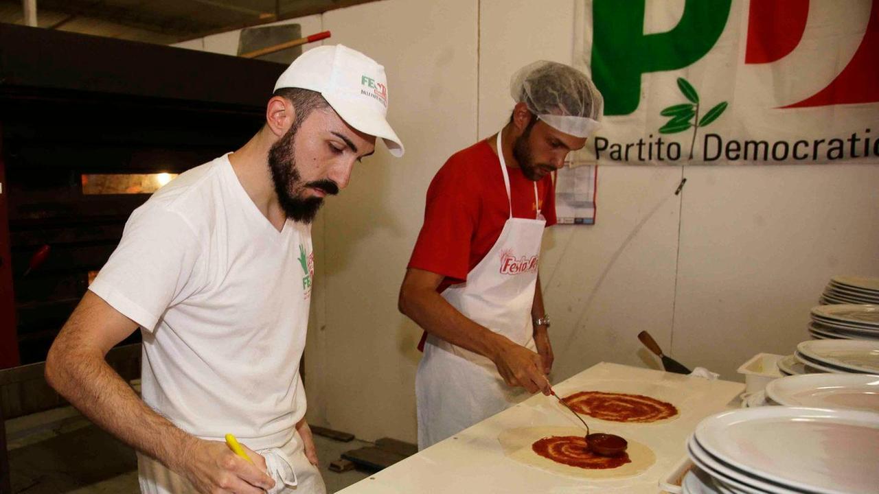 La scissione del Pd: «Feste a rischio? Troveremo i volontari»