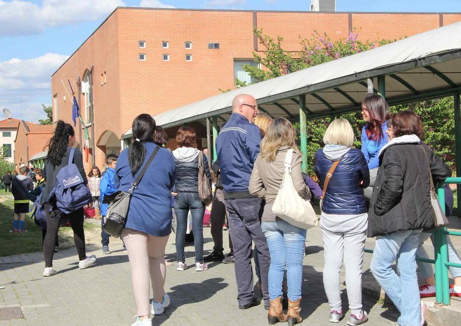 Trovata una graffetta in un piatto alla mensa della scuola