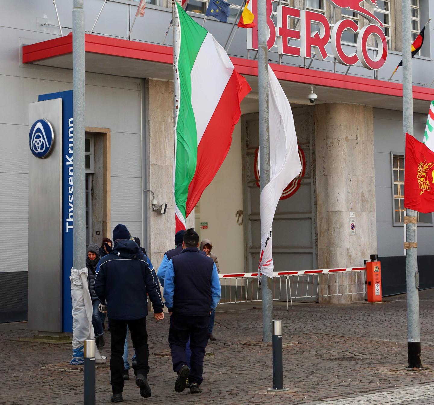 L’approvazione degli operai sull’accordo per il sabato 