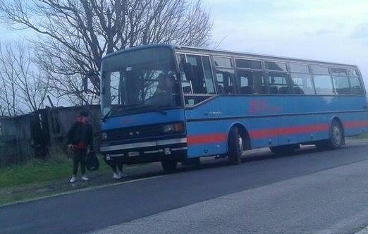 Bus fermo con gli studenti, al via indagine 