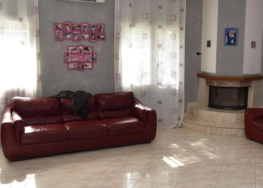 Sequestrata la villa «provento di furti»