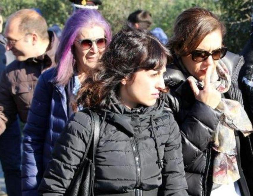 Angela trovata morta in un campo 