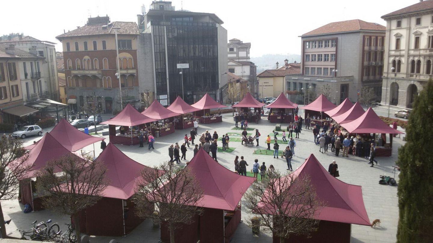 Profumi e sapori di Piemonte in piazza della Vittoria